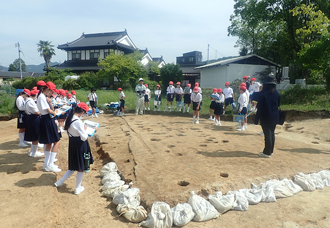 龍王小学校による見学